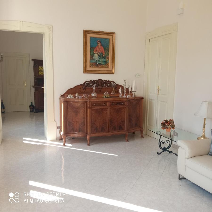 Apartamento Via Paisiello Lecce Exterior foto